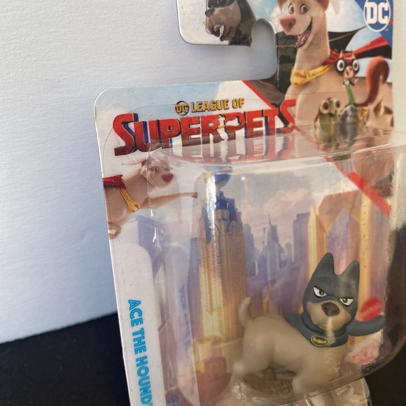 Ace The Hound DC League of Super-Pets Action Figure Cake Topper NEW - Picture 4 of 8
